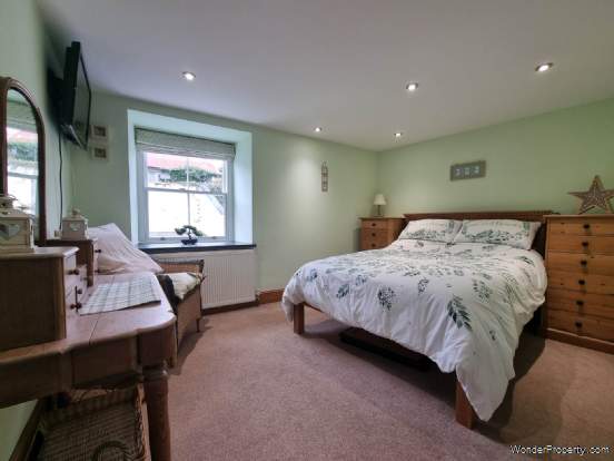 Additional Property Image 3 bedroom Terraced for sale in Bideford 11