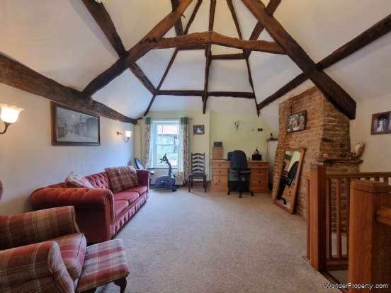 Additional Property Image 3 bedroom Terraced for sale in Bideford 16