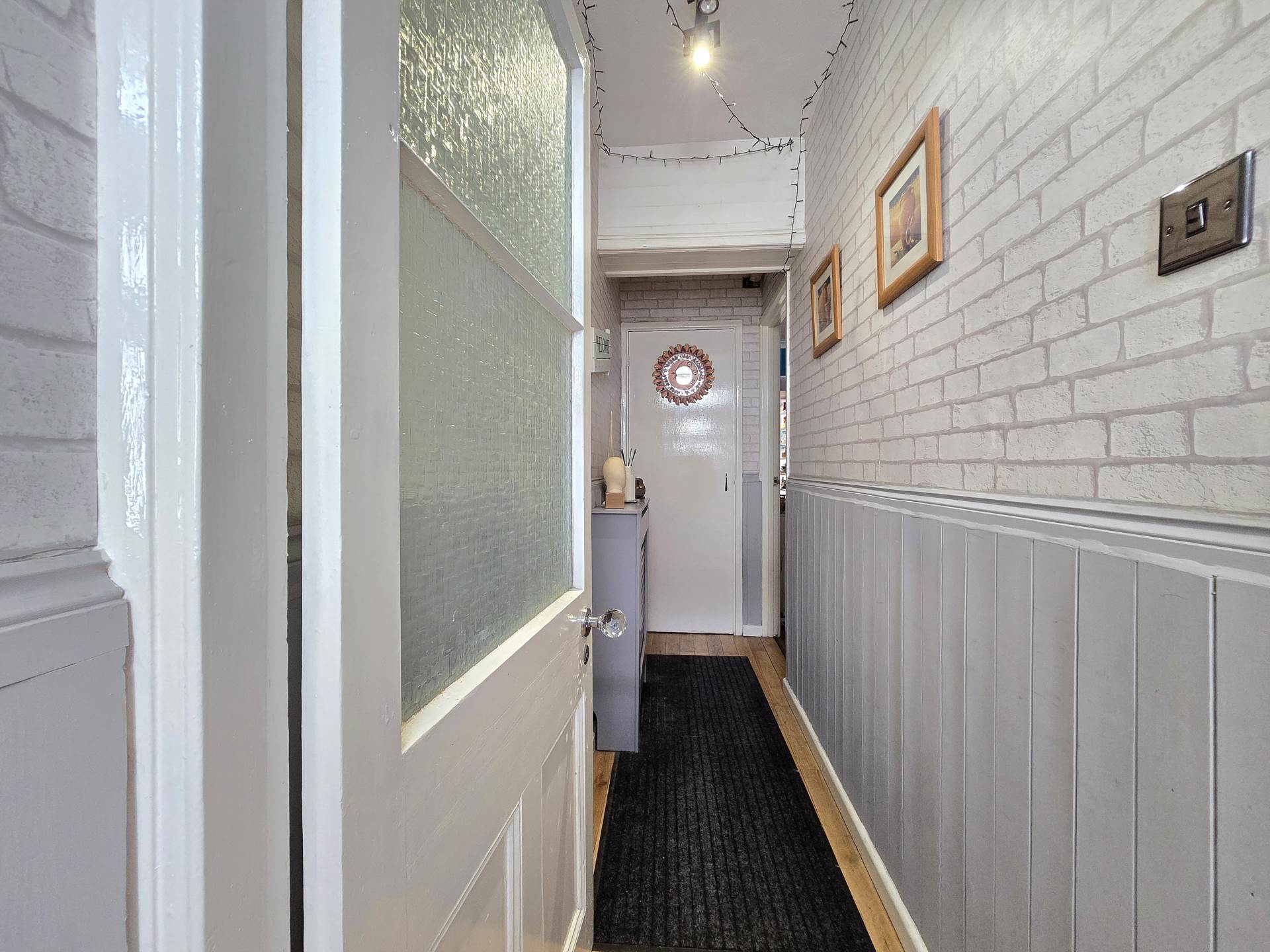 Additional Property Image 2 bedroom Terraced for sale in Bideford 3