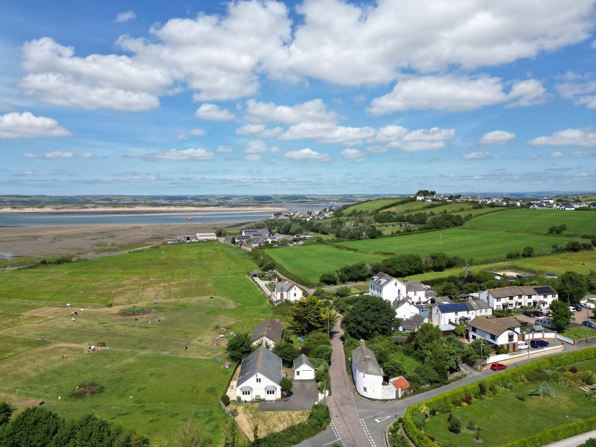 Additional Property Image 5 bedroom Detached for sale in Bideford 3