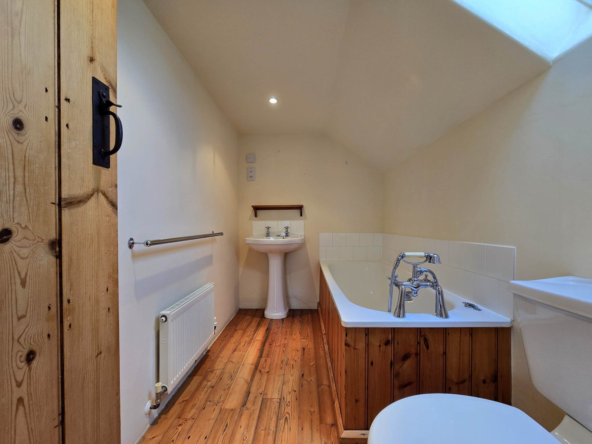 Additional Property Image 5 bedroom Detached for sale in Bideford 8