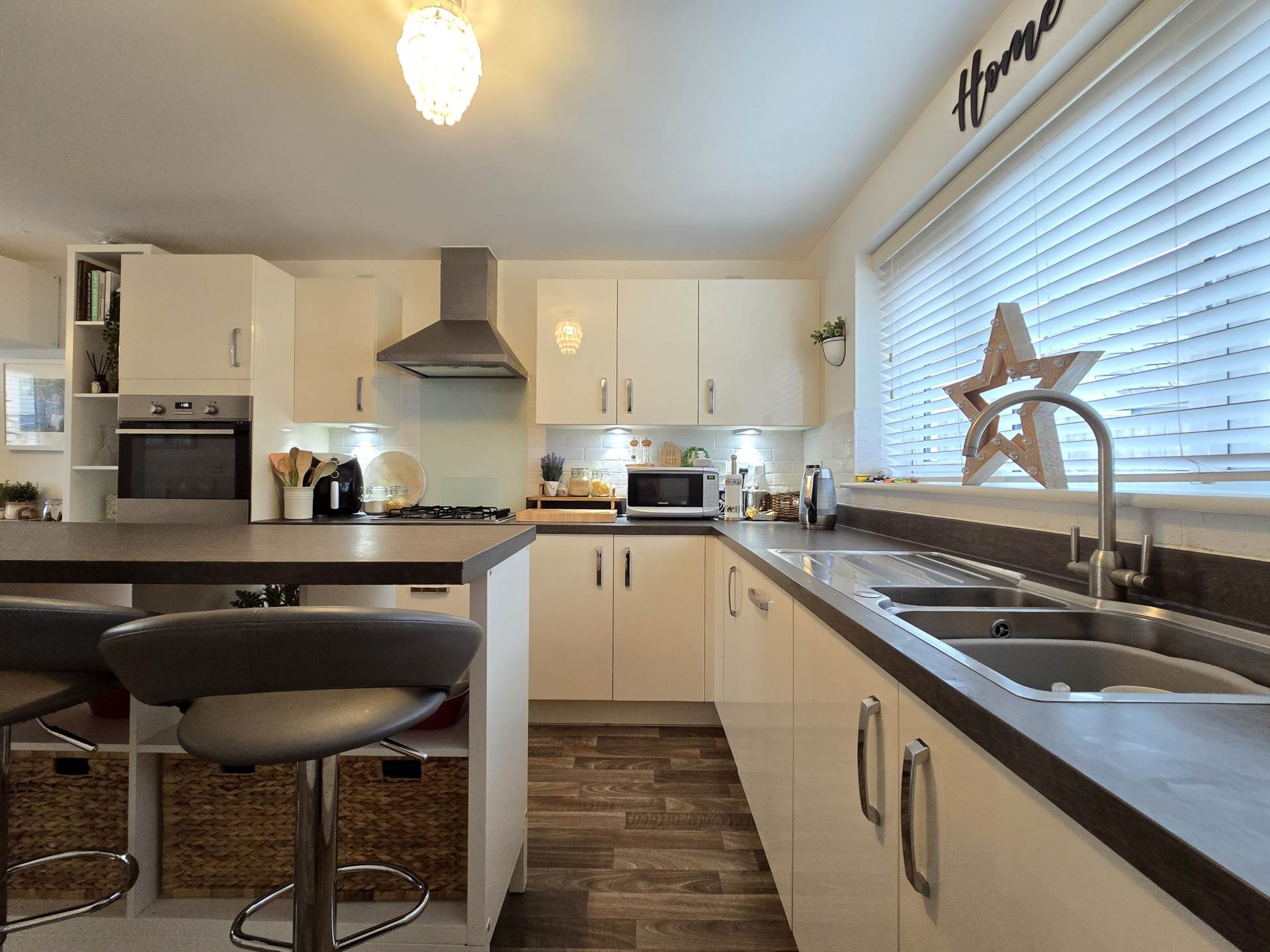 Additional Property Image 4 bedroom Detached for sale in Barnstaple 5