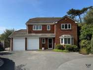 5 bedroom Detached for sale in Bideford