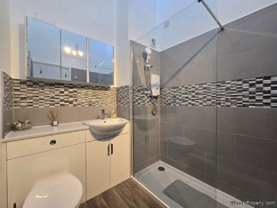 Additional Property Image 2 bedroom Maisonette for sale in Bideford 12
