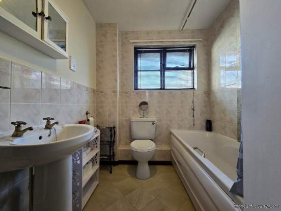 Additional Property Image 3 bedroom Link Detached House for sale in Bideford 18