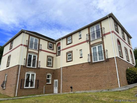 Additional Property Image 3 bedroom Apartment for sale in Bideford 8