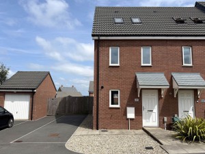 3 bedroom End of Terrace for sale in Bideford