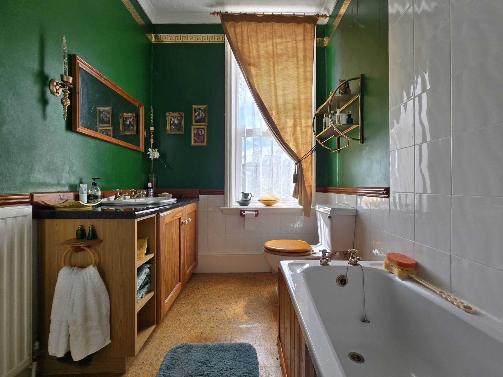 Additional Property Image 5 bedroom Terraced for sale in Bideford 12