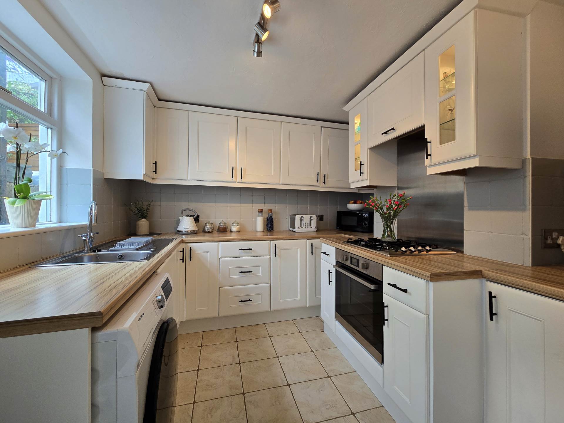 Additional Property Image 3 bedroom Terraced for sale in Bideford 9