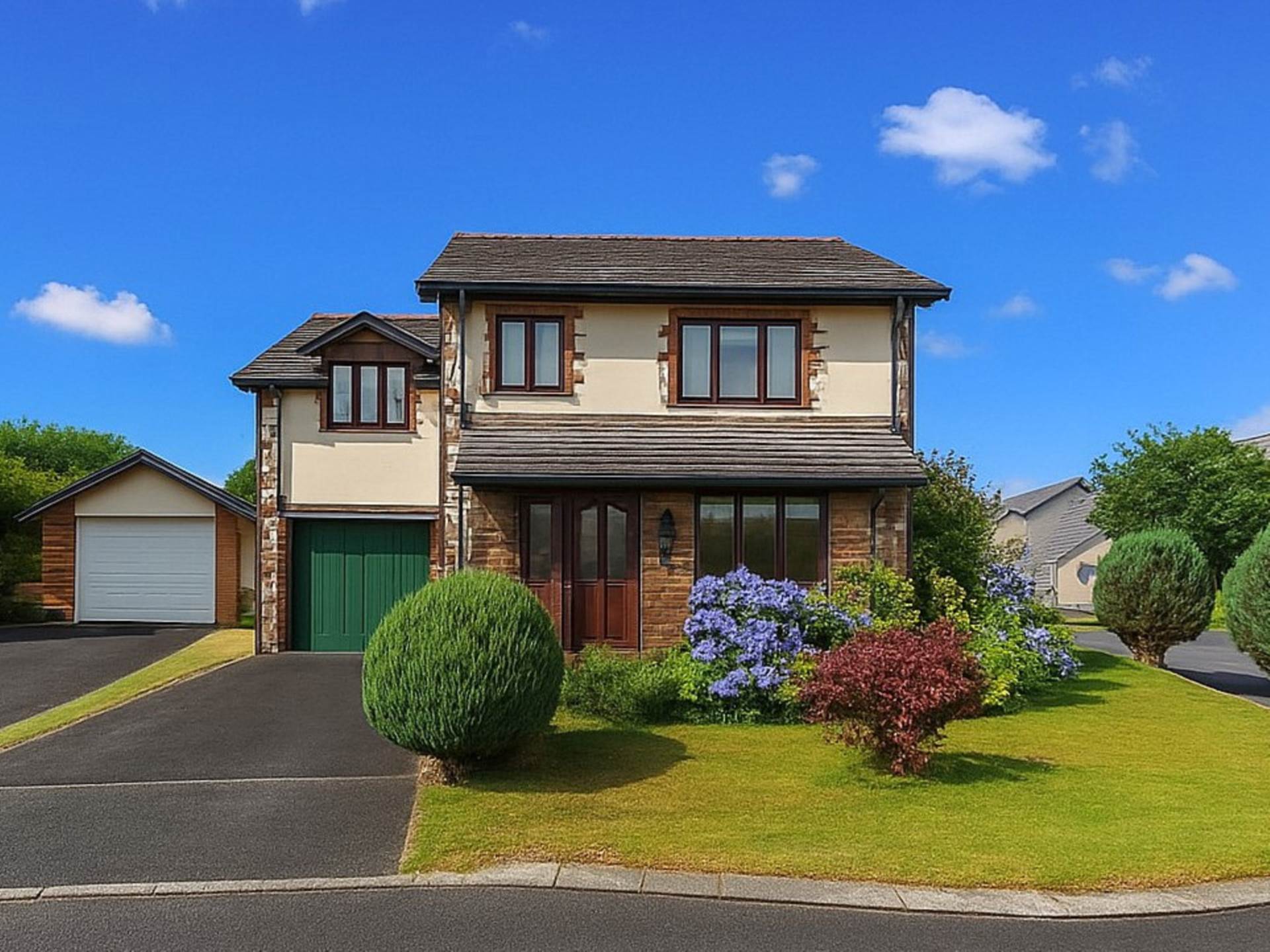 4 bedroom Detached for sale in Winkleigh