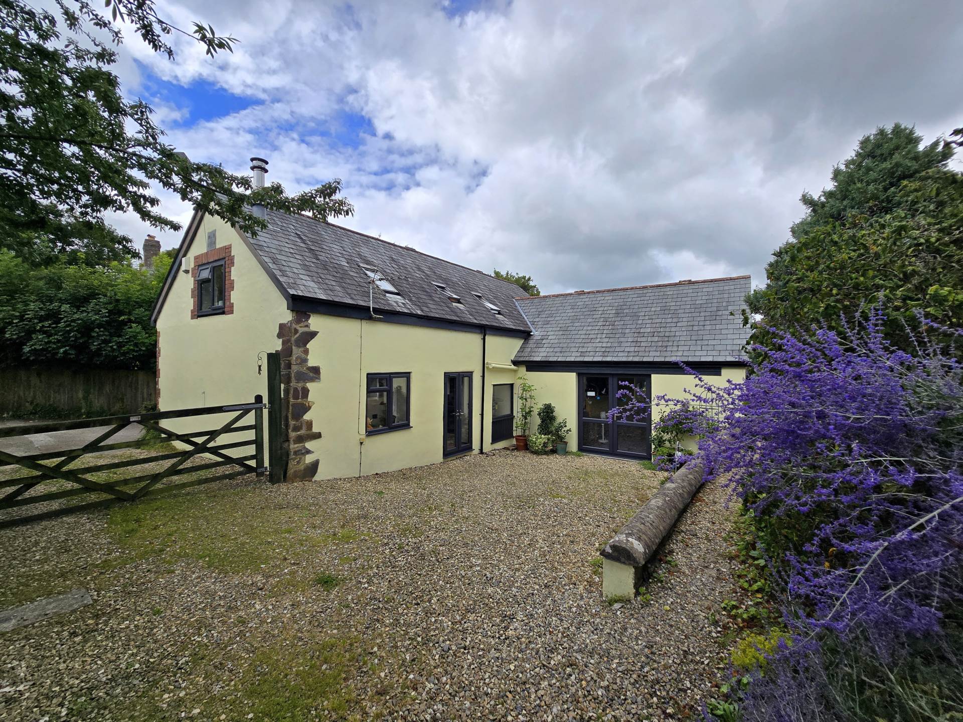 Additional Property Image 4 bedroom Detached for sale in Torrington 24