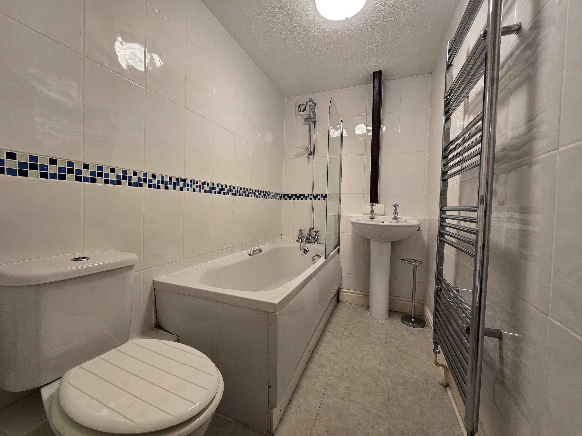 Additional Property Image 2 bedroom Apartment for sale in Bideford 8