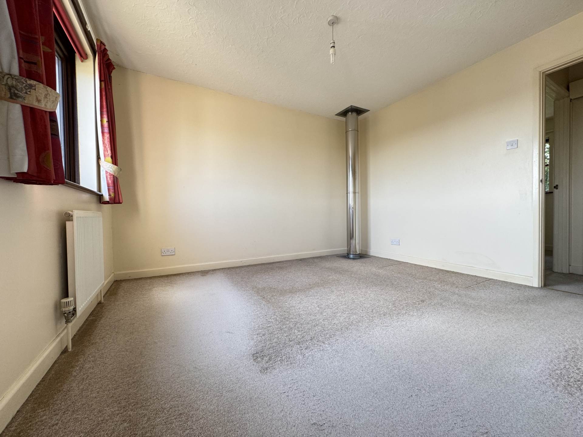 Additional Property Image 2 bedroom Semi Detached for sale in Torrington 7