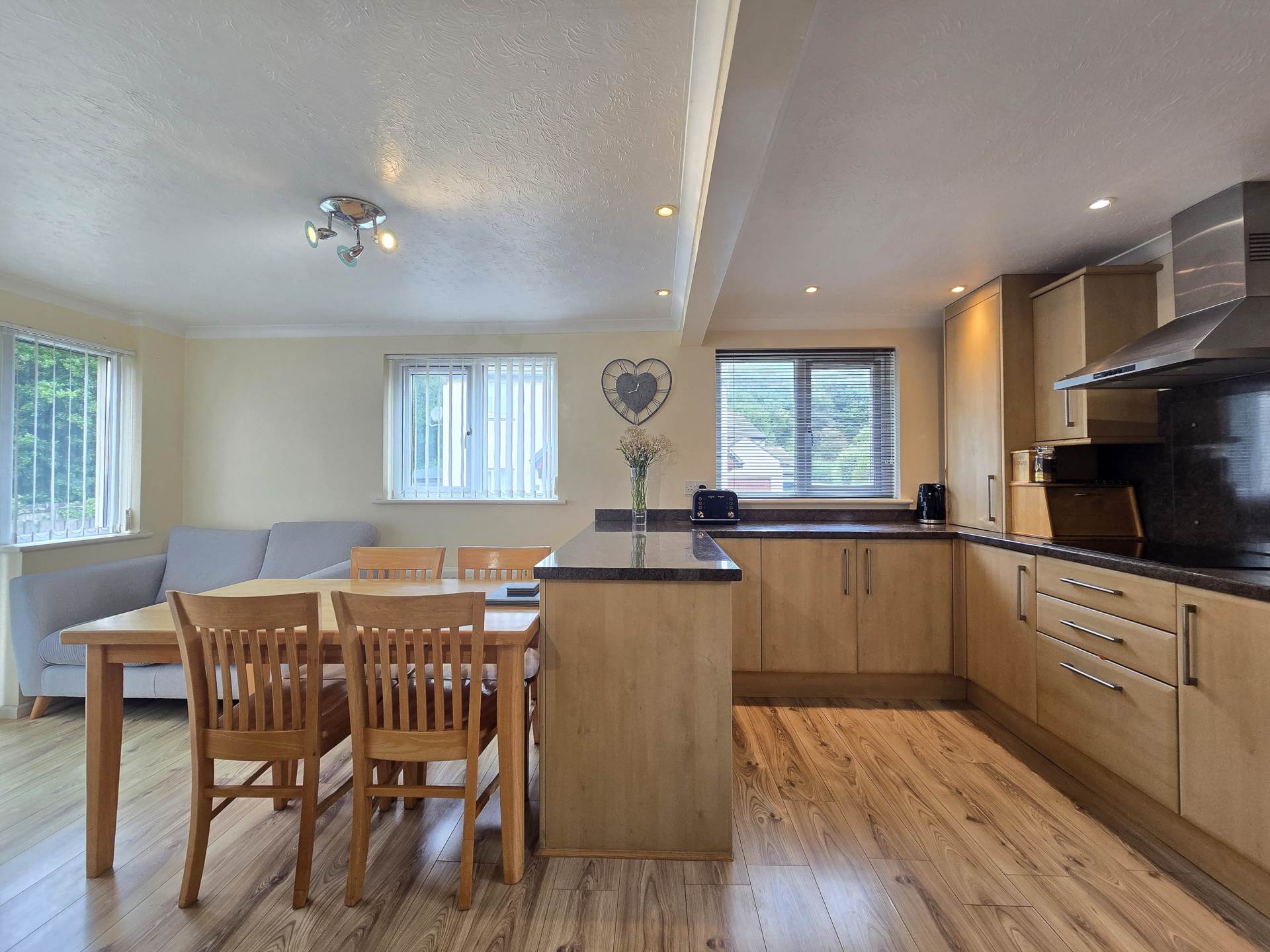 Additional Property Image 4 bedroom Link Detached House for sale in Barnstaple 4