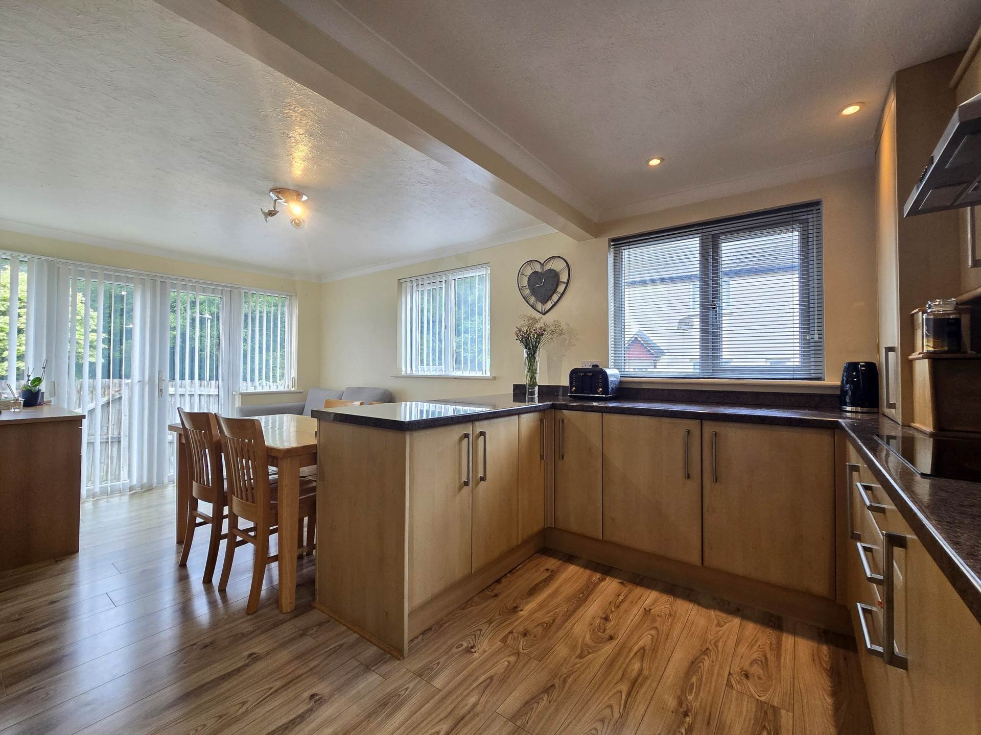 Additional Property Image 4 bedroom Link Detached House for sale in Barnstaple 6