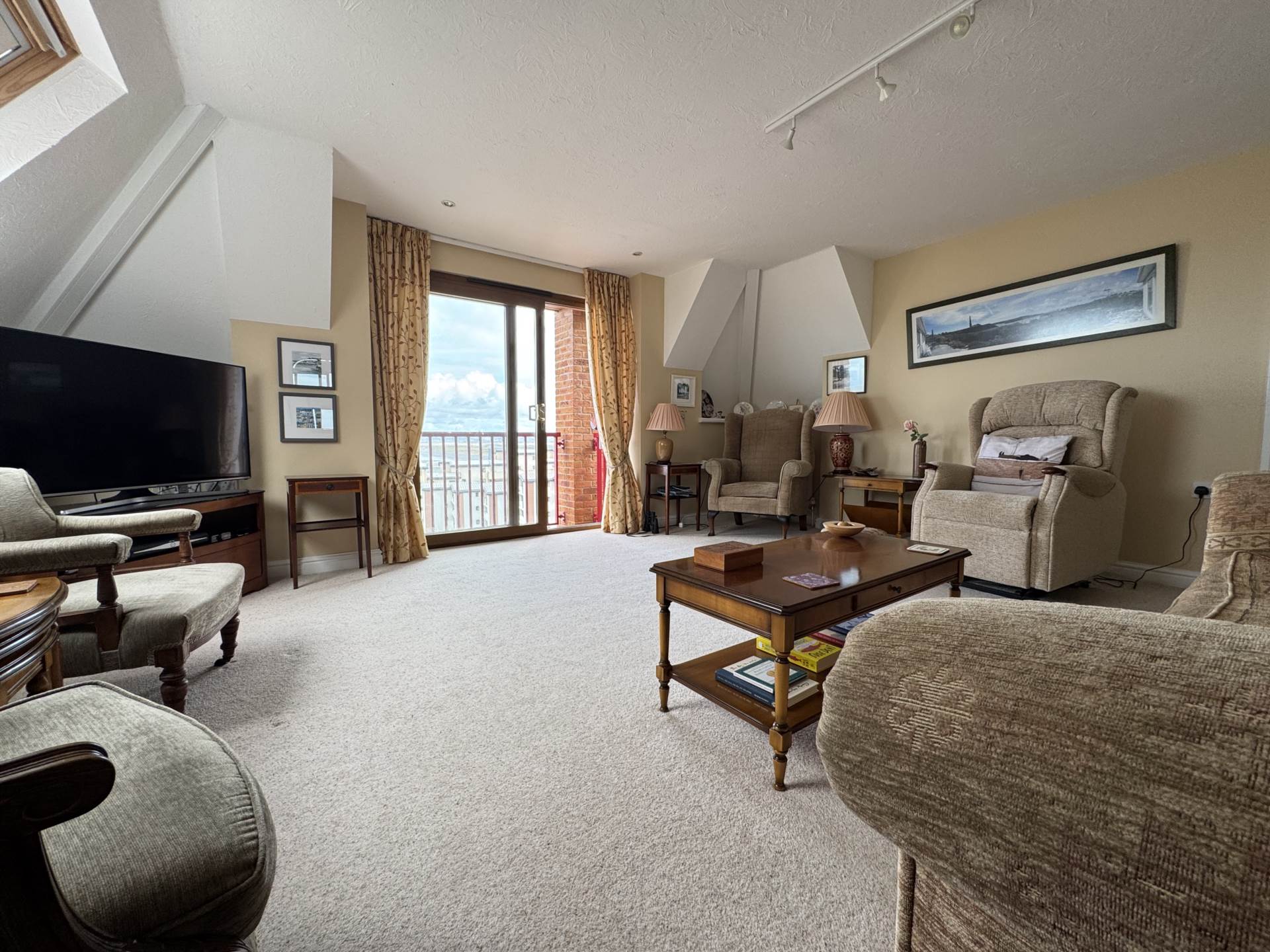 Additional Property Image 3 bedroom Apartment for sale in Bideford 5