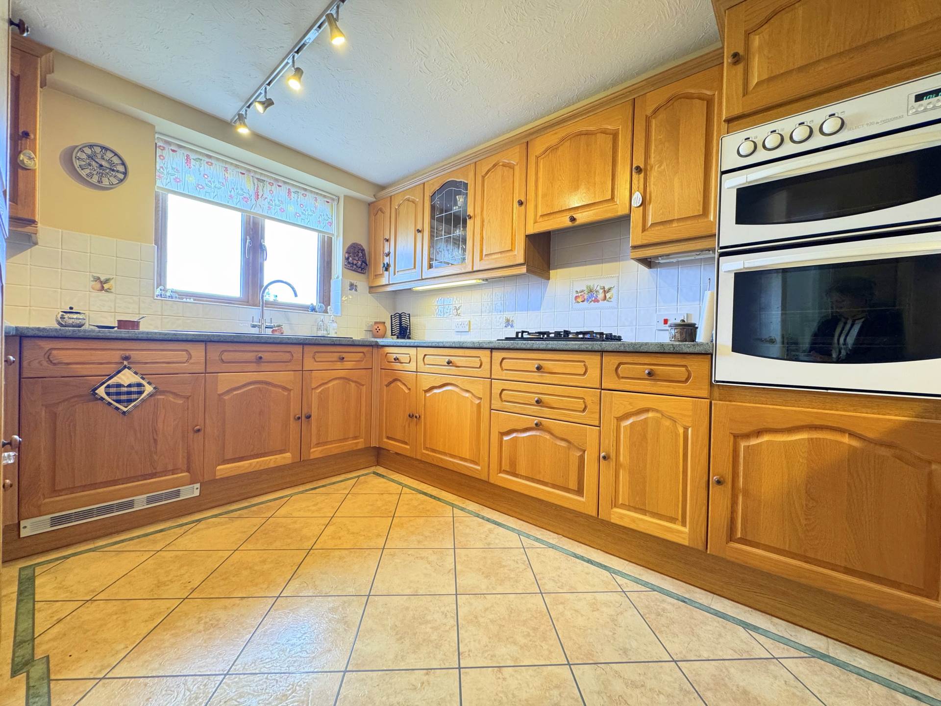 Additional Property Image 3 bedroom Apartment for sale in Bideford 6