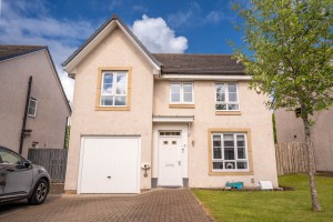 4 bedroom Detached for sale in Kilmarnock