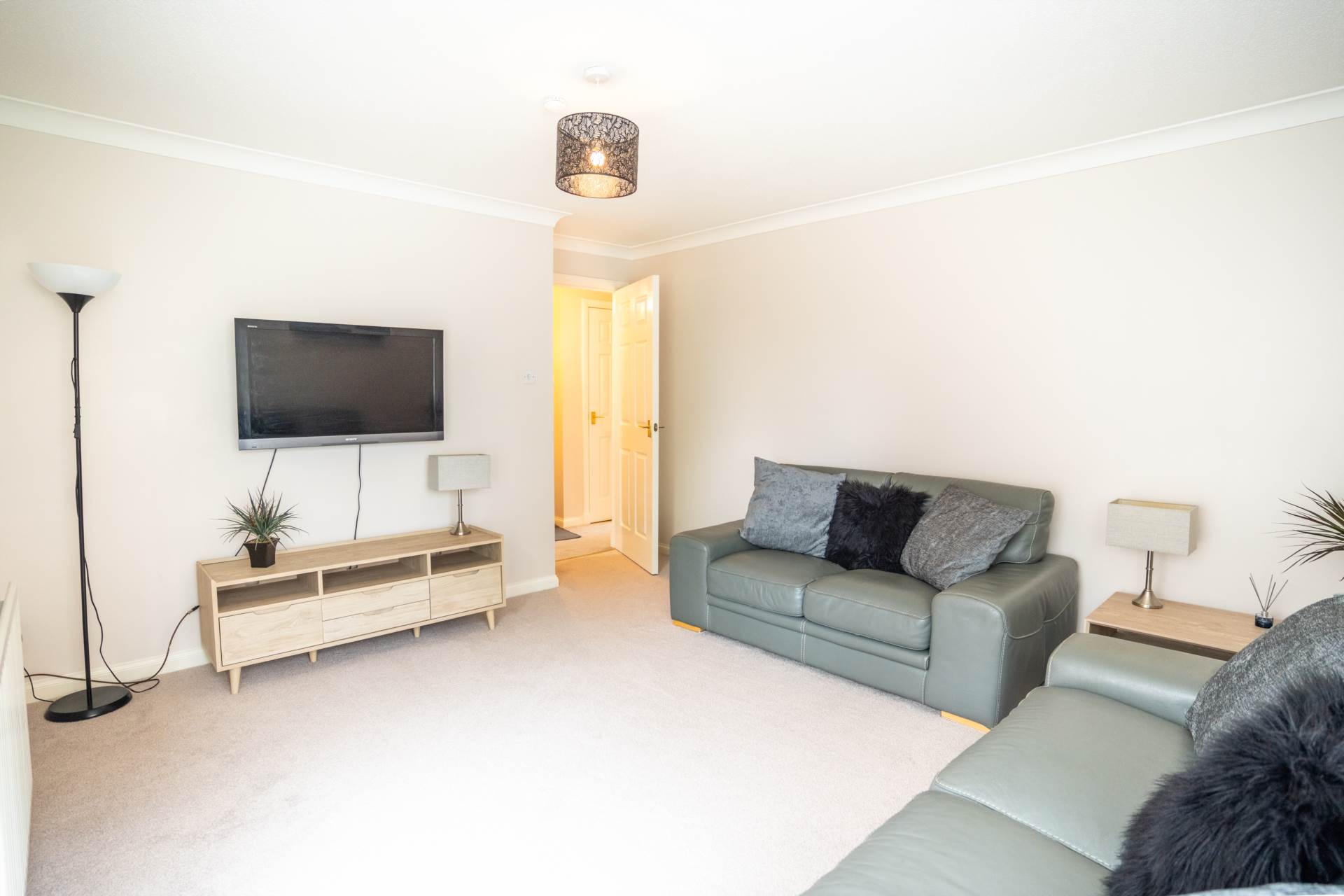 Additional Property Image 1 bedroom Flat for sale in Glasgow 4