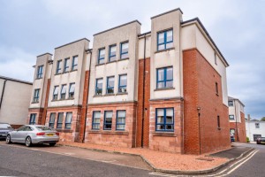 2 bedroom Flat for sale in Kilmarnock