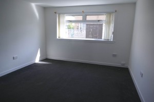 2 bedroom Semi Detached to rent in Kilmarnock