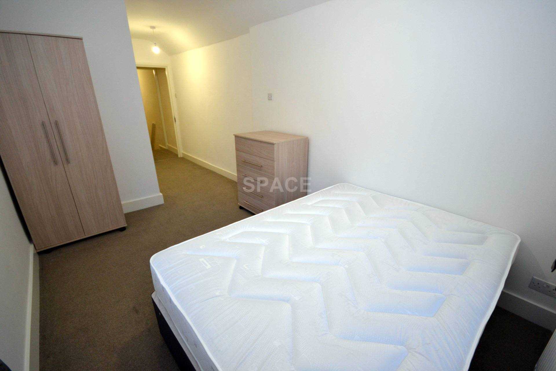 Additional Property Image 4 bedroom End of Terrace to rent in Reading 7