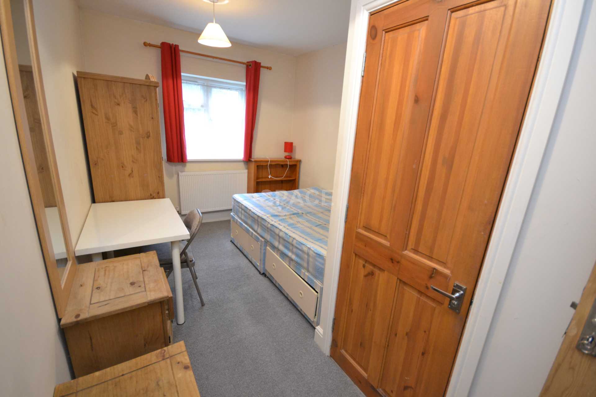 Additional Property Image 4 bedroom Semi Detached to rent in Reading 5