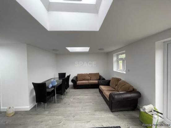 Additional Property Image 6 bedroom End of Terrace to rent in Reading 3