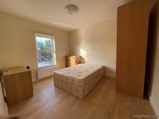 Additional Property Image 6 bedroom End of Terrace to rent in Reading 4