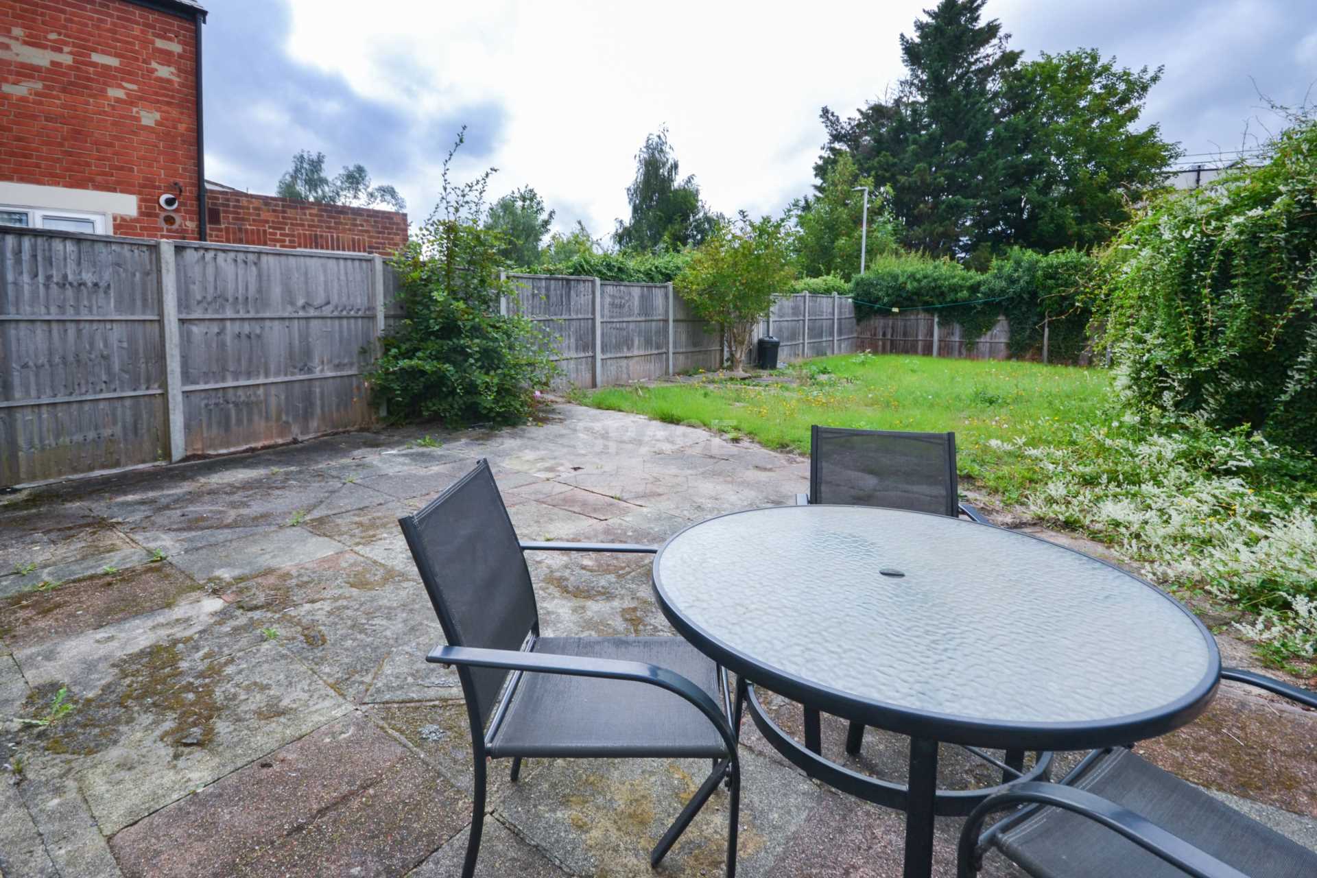 Additional Property Image 6 bedroom End of Terrace to rent in Reading 14