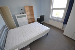 3 bedroom Terraced to rent in Reading