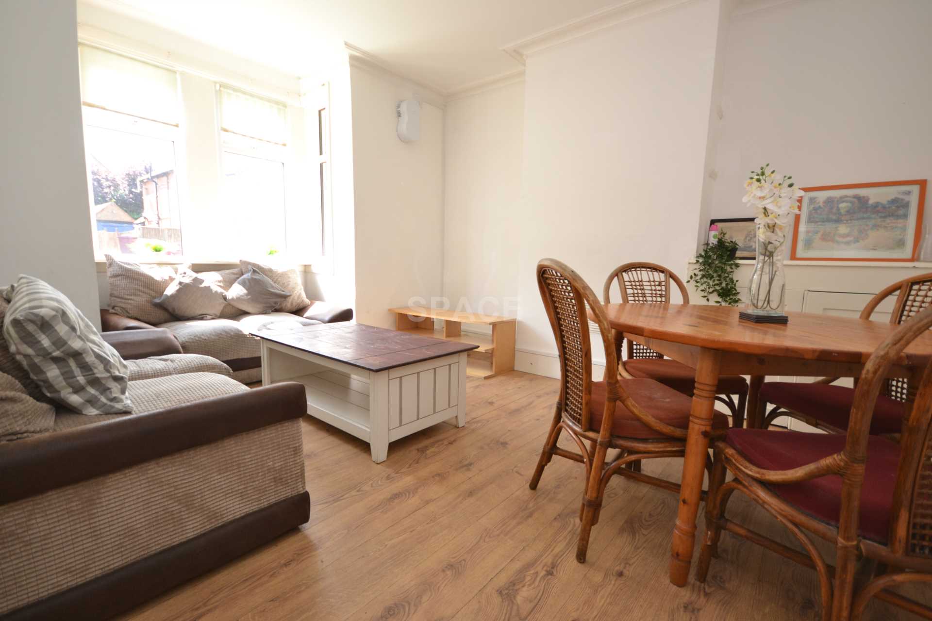 Additional Property Image 5 bedroom End of Terrace to rent in Reading 2
