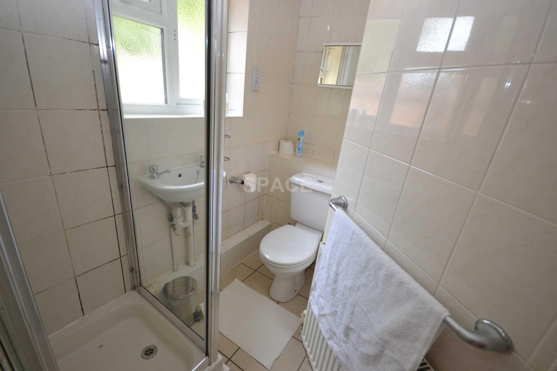 Additional Property Image 5 bedroom End of Terrace to rent in Reading 11