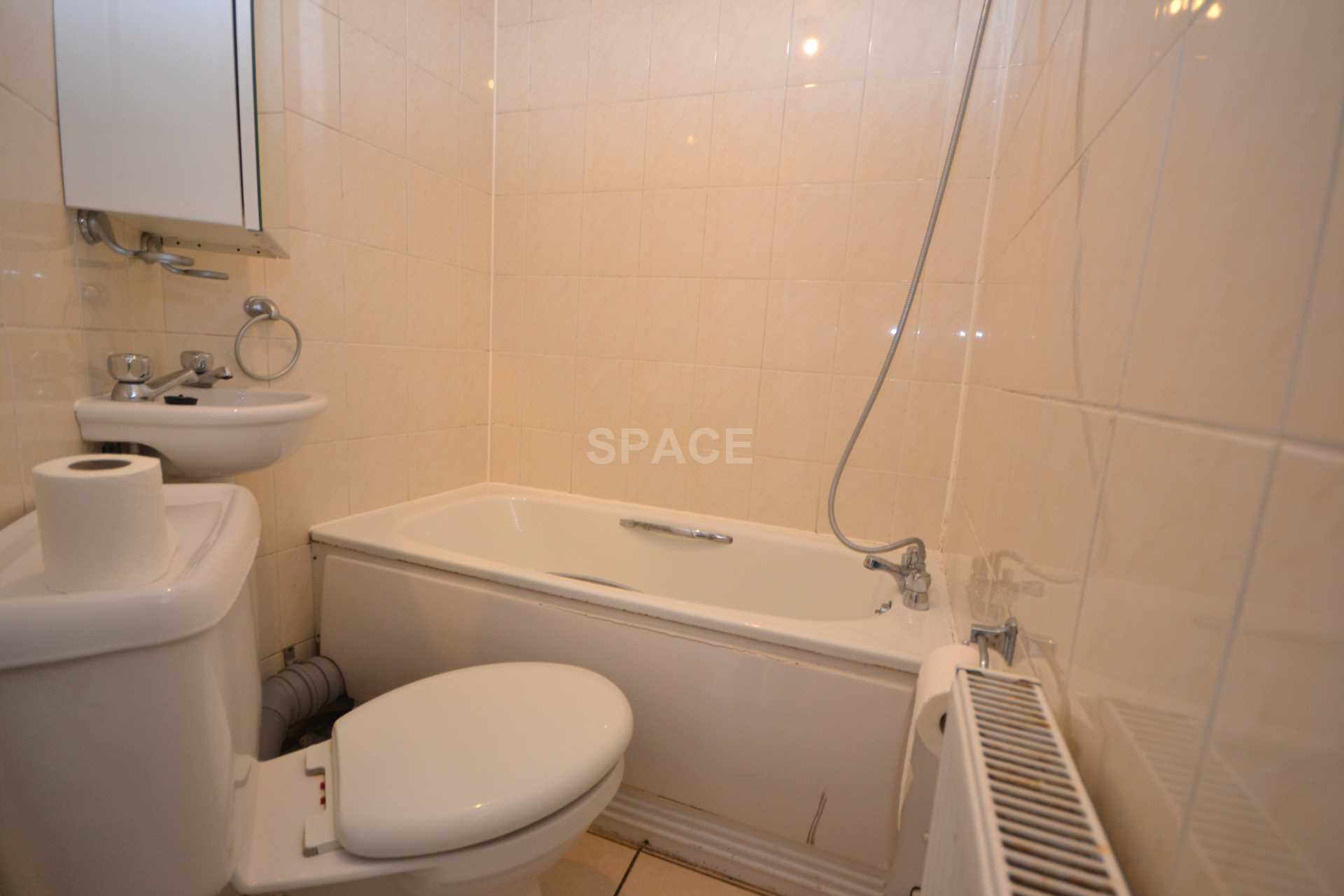 Additional Property Image 5 bedroom End of Terrace to rent in Reading 12