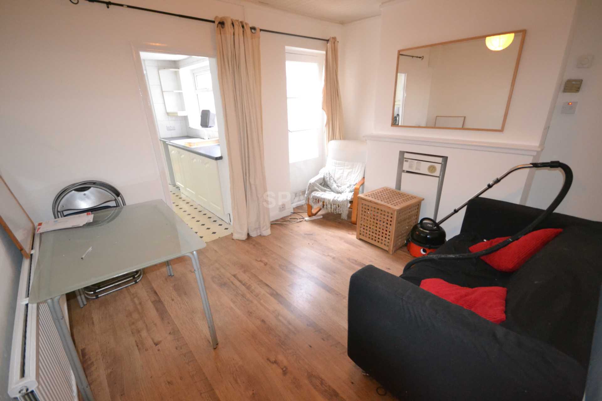 Additional Property Image 3 bedroom Terraced to rent in Reading 3