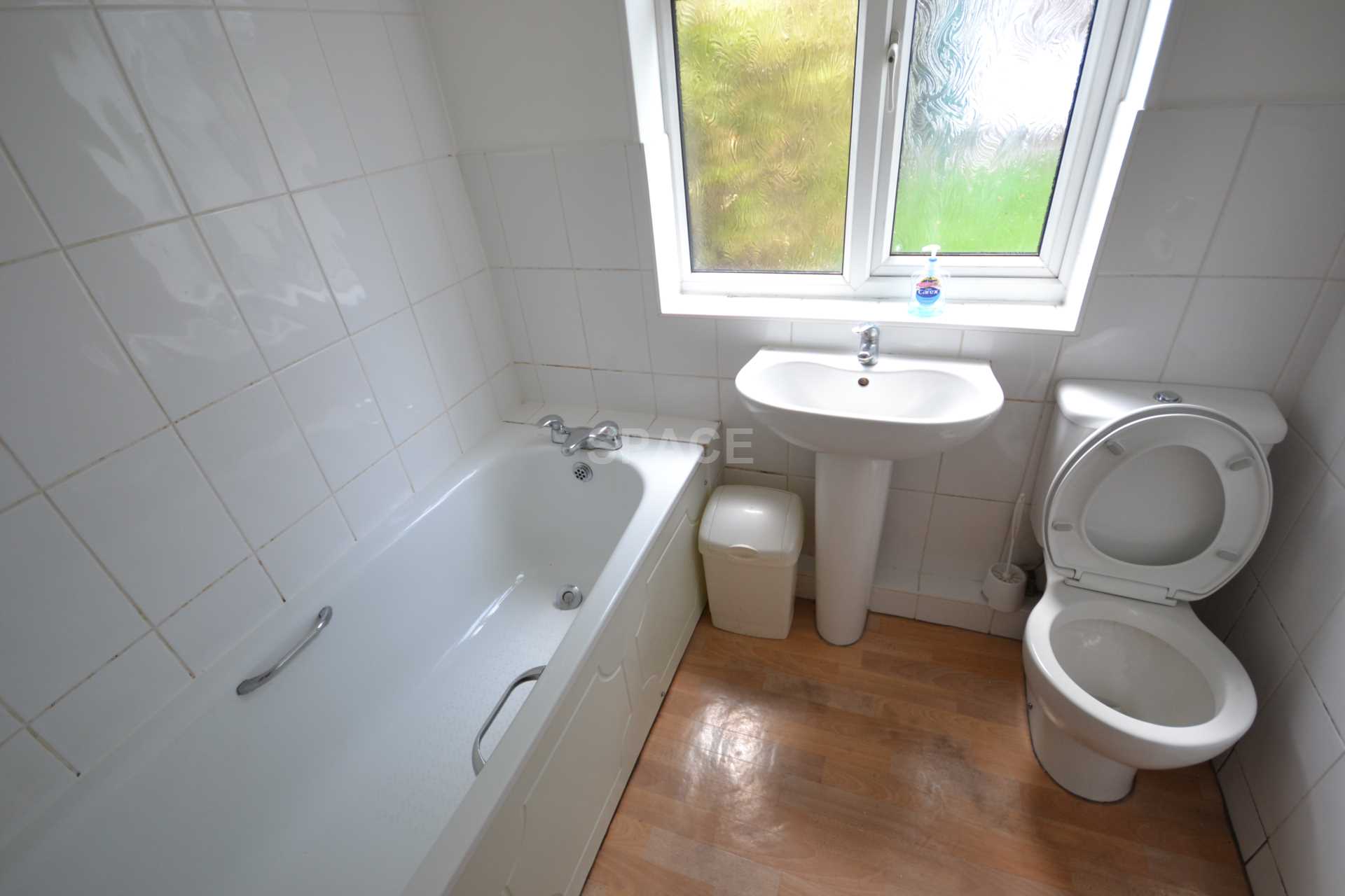 Additional Property Image 3 bedroom Terraced to rent in Reading 5
