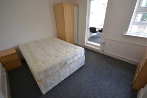 3 bedroom Terraced to rent in Reading