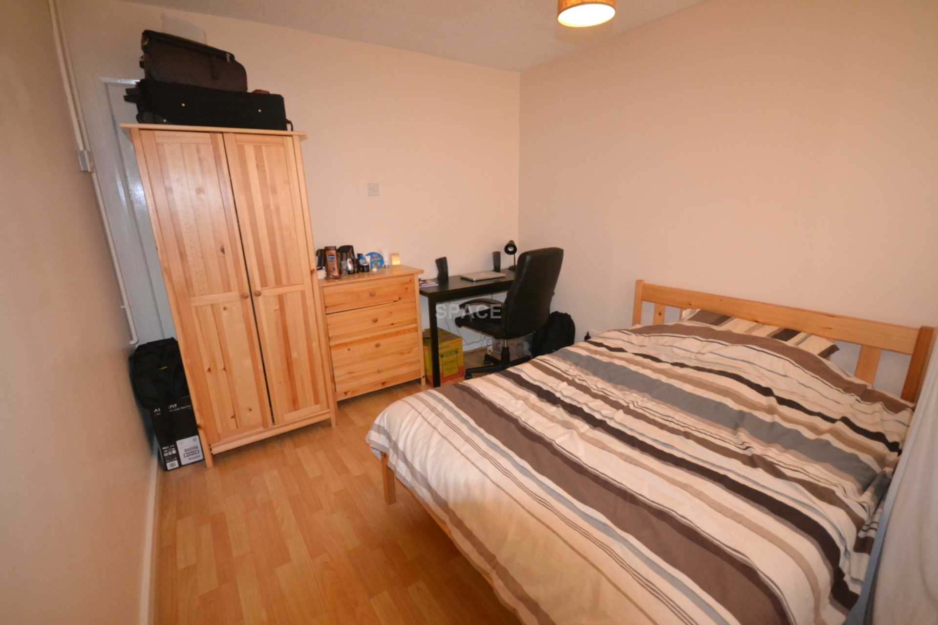 Additional Property Image 4 bedroom Terraced to rent in Reading 3