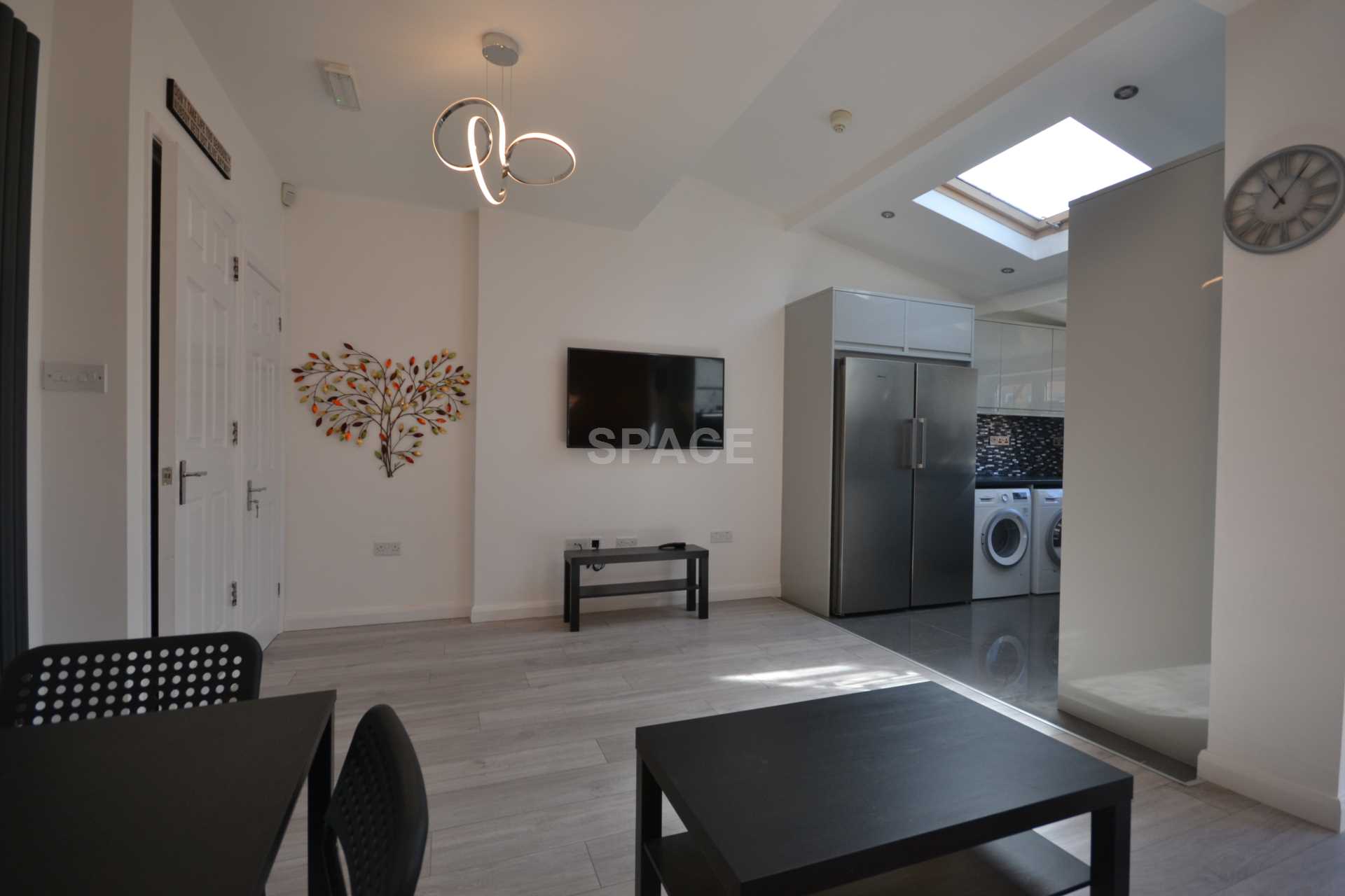 7 bedroom Terraced to rent in Reading