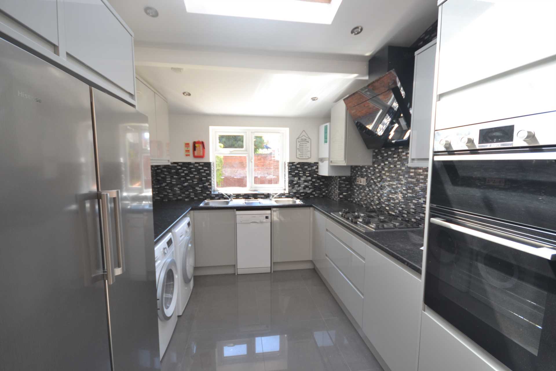 Additional Property Image 7 bedroom Terraced to rent in Reading 3