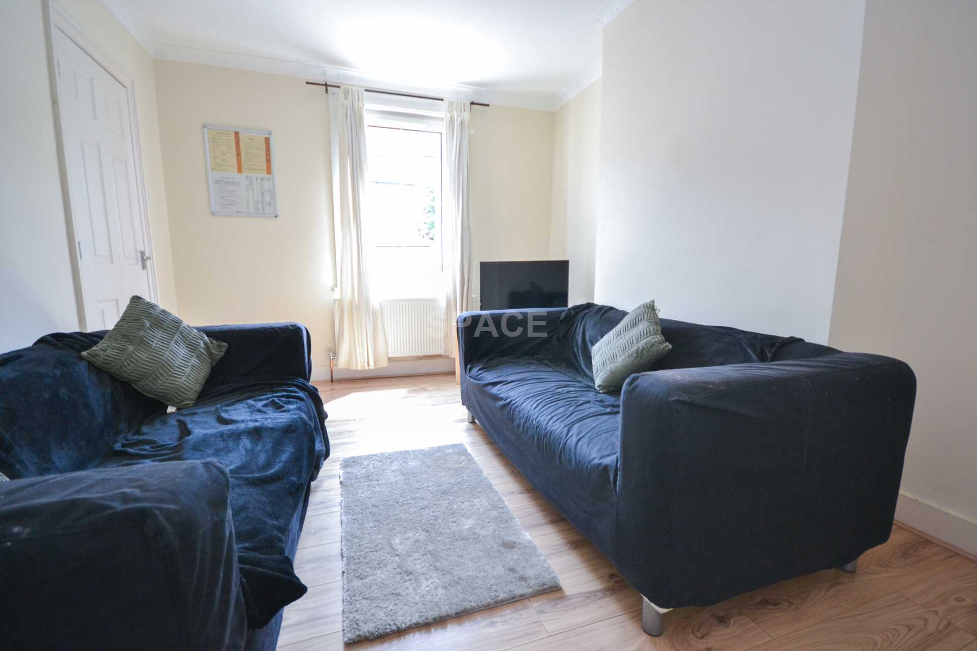 Additional Property Image 4 bedroom End of Terrace to rent in Reading 4