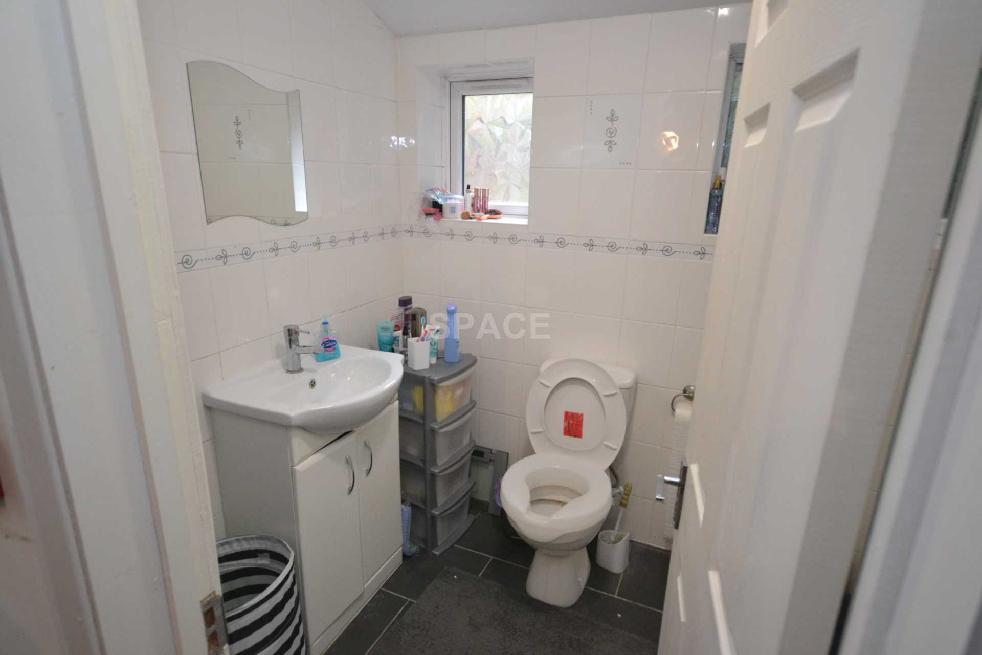Additional Property Image 5 bedroom Terraced to rent in Reading 5