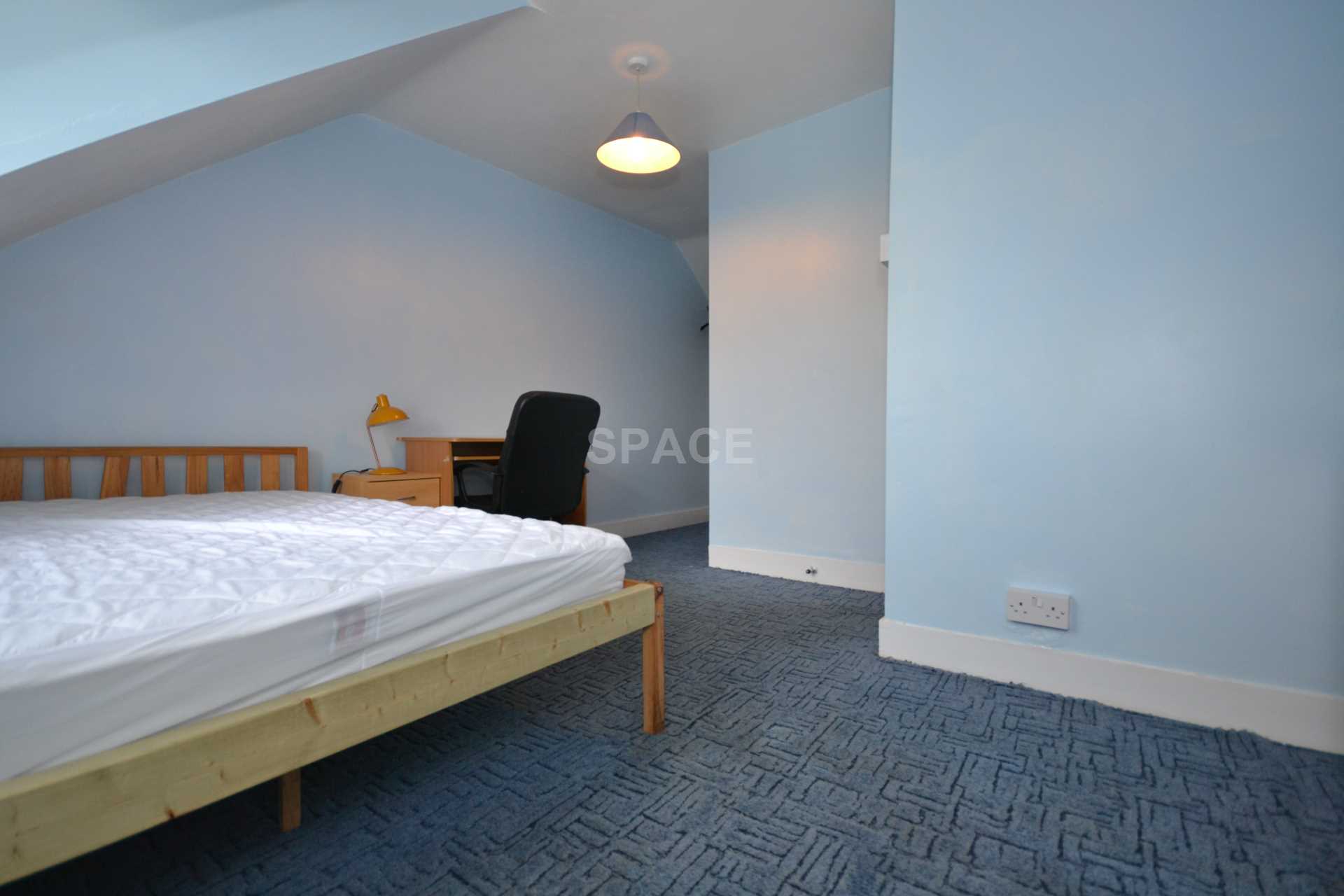 Additional Property Image 3 bedroom Terraced to rent in Reading 11