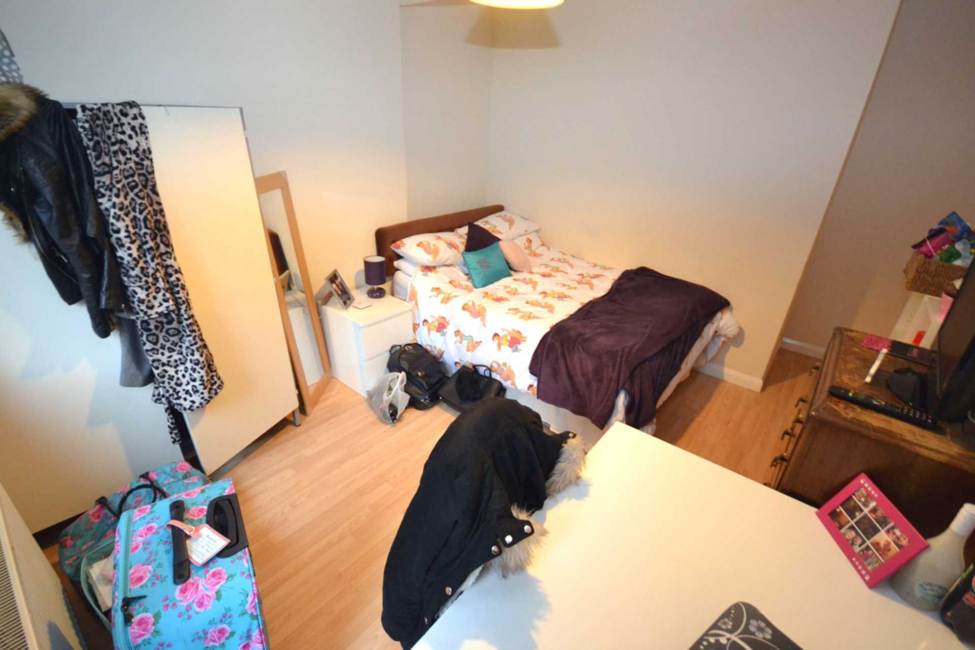 Additional Property Image 4 bedroom Terraced to rent in Reading 2