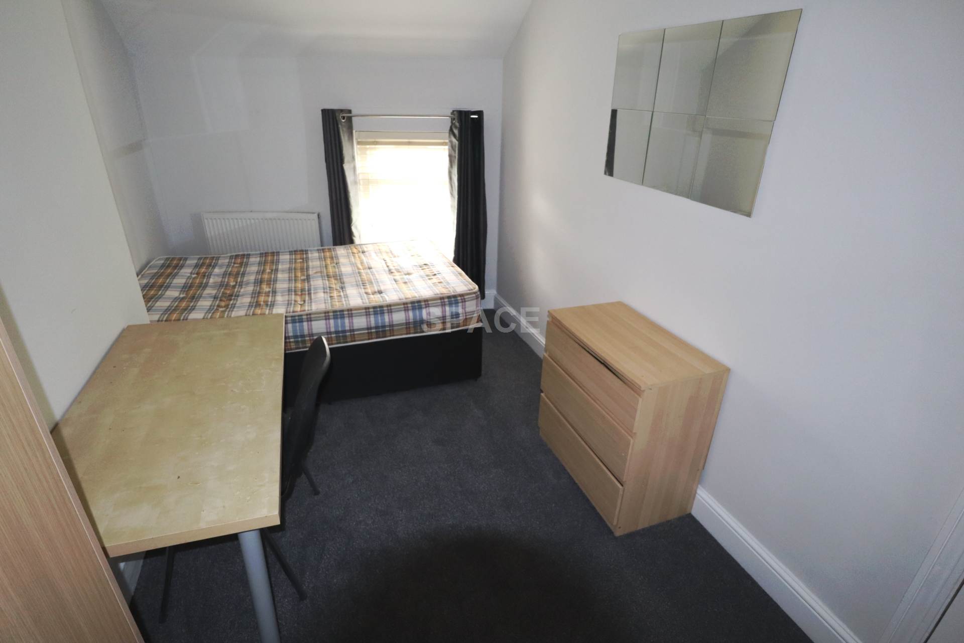 Additional Property Image 8 bedroom Semi Detached to rent in Reading 9