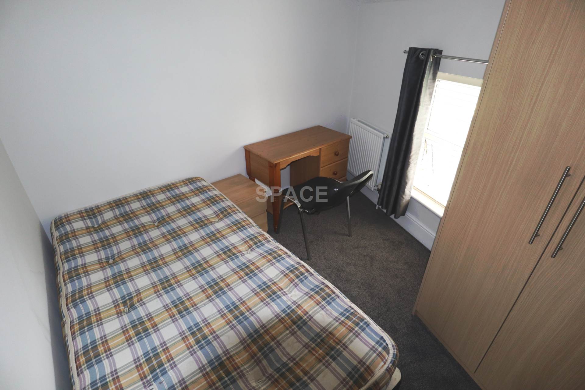Additional Property Image 8 bedroom Semi Detached to rent in Reading 10