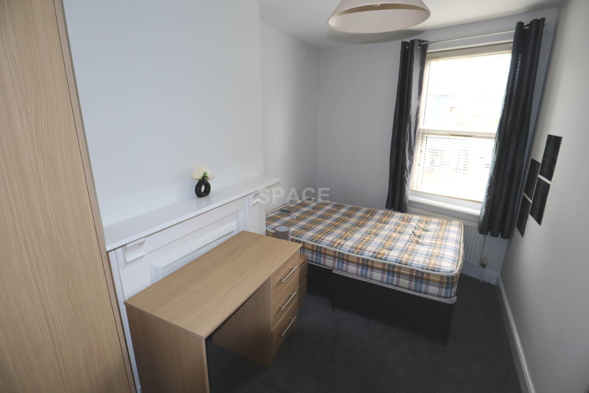 Additional Property Image 8 bedroom Semi Detached to rent in Reading 12