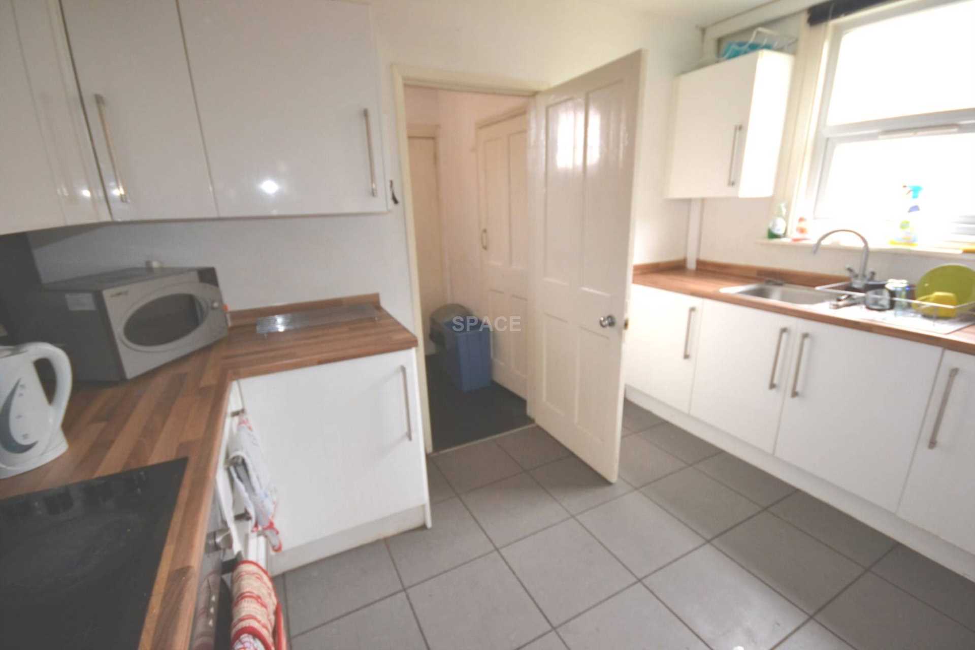 Additional Property Image 6 bedroom Semi Detached to rent in Reading 7