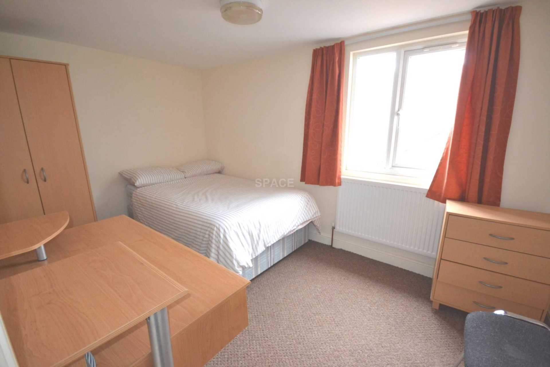 Additional Property Image 6 bedroom Semi Detached to rent in Reading 11