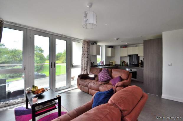 Additional Property Image 2 bedroom Apartment for sale in Milton Keynes 2